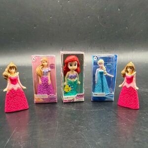 Lot Of 5 Disney Zuru Mini Brands Princesses Ariel, 2 Auroras, Elsa, & Rapunzel